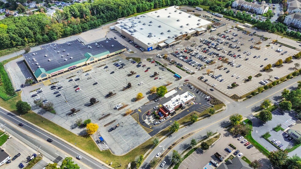 More Photos Of 1776-1820 Plainfield Pike, Cranston Unknown For Lease