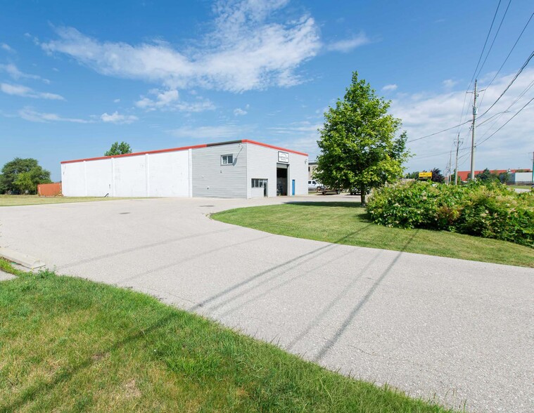 More Photos Of 480 Collier Macmillan Dr, Cambridge Warehouse For Sale