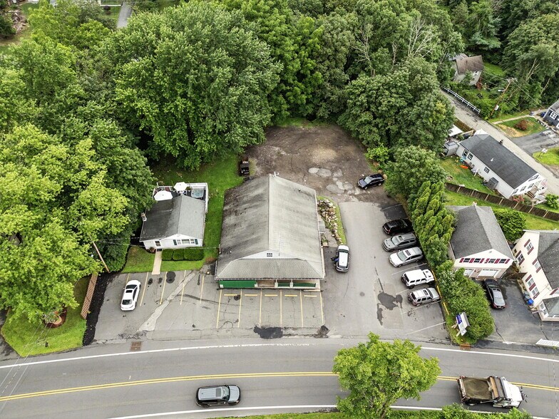 More Photos Of 260 Espanong Rd, Lake Hopatcong Restaurant For Sale
