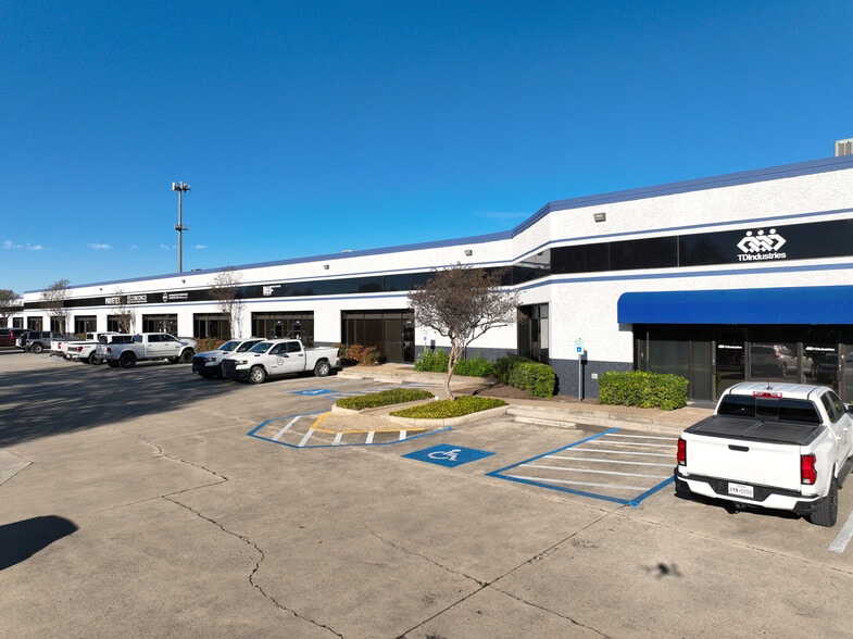 More Photos Of 12700-12730 O'Connor Rd, San Antonio Unknown For Lease