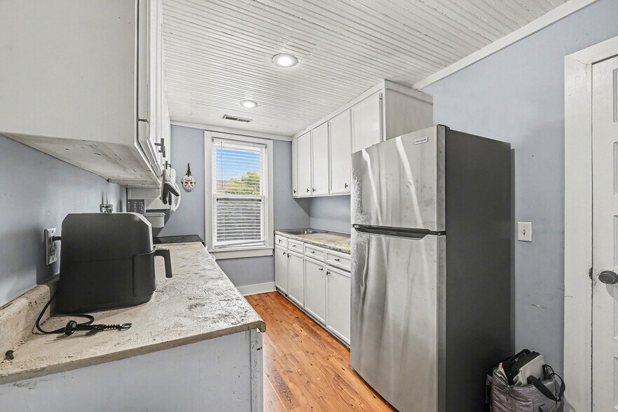 More Photos Of 81 Simons St, Charleston Apartments For Sale