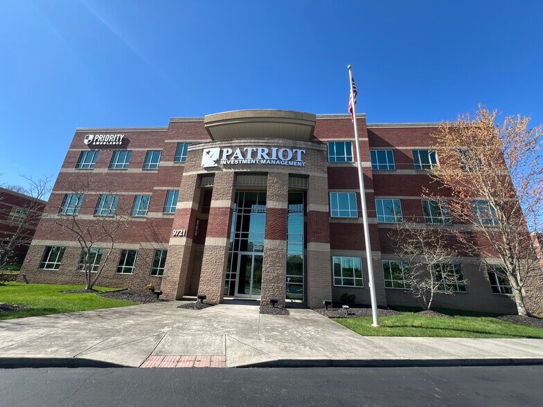 More Photos Of 9721 Cogdill Rd, Knoxville Office For Lease