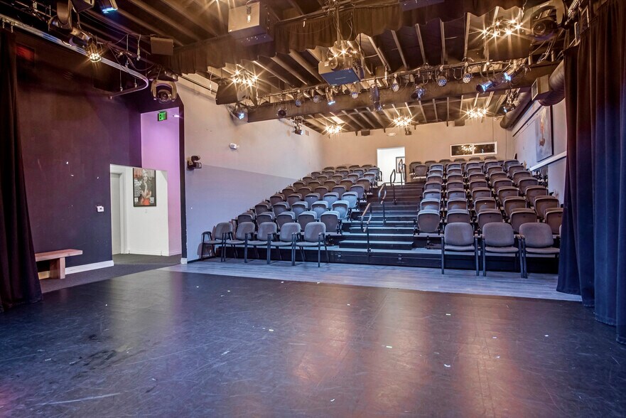 More Photos Of 5142 Lankershim Blvd, North Hollywood Storefront For Lease