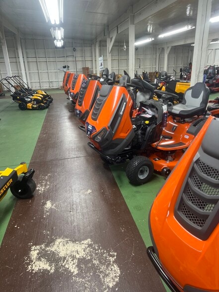 More Photos Of 10190 Old Indian Head Rd, Upper Marlboro Freestanding For Sale