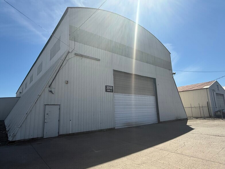 More Photos Of 2050 Cross St, Eugene Warehouse For Lease