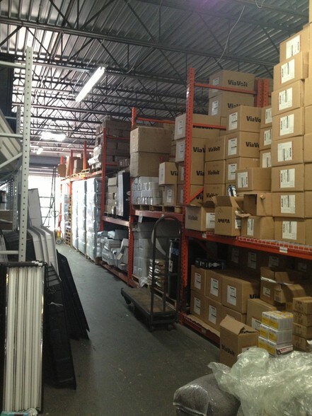 More Photos Of 2561 W Point Ave, College Park Warehouse For Sale