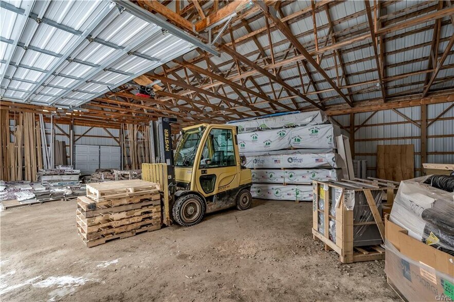 More Photos Of 4190 State Highway 3, Star Lake Freestanding For Sale