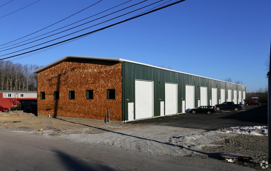 More Photos Of 75 Tupelo St, Bristol Manufacturing For Sale