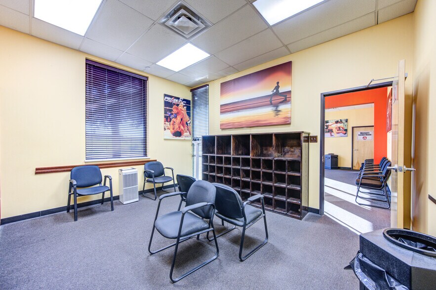 More Photos Of 21734 Provincial Blvd, Katy Medical For Sale