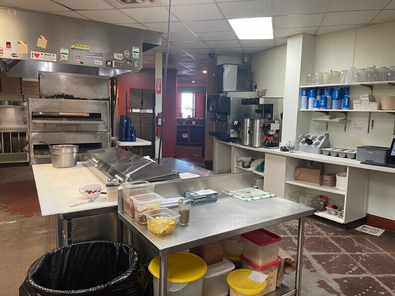 More Photos Of 2704 Walton Way, Marion Restaurant For Lease