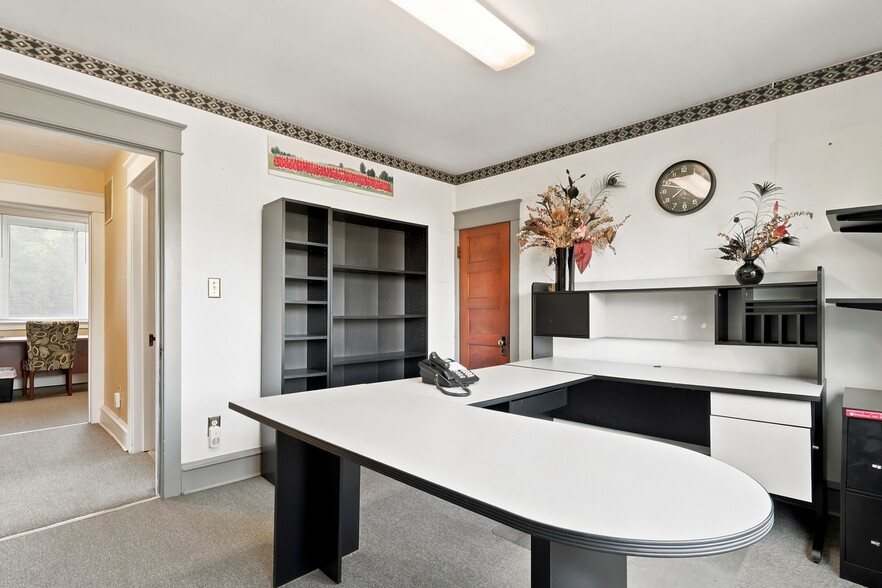 More Photos Of 5194 Hamilton Blvd, Allentown Freestanding For Sale