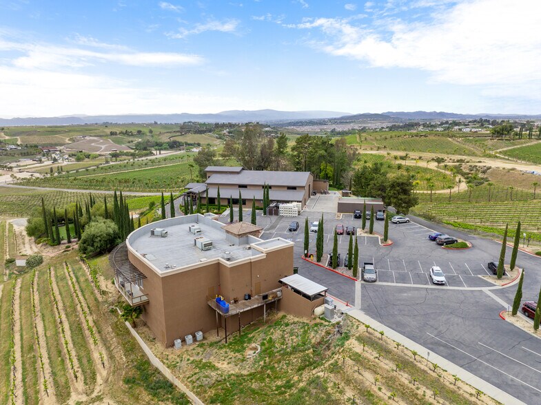 More Photos Of 40620 Calle Contento, Temecula Winery Vineyard For Sale
