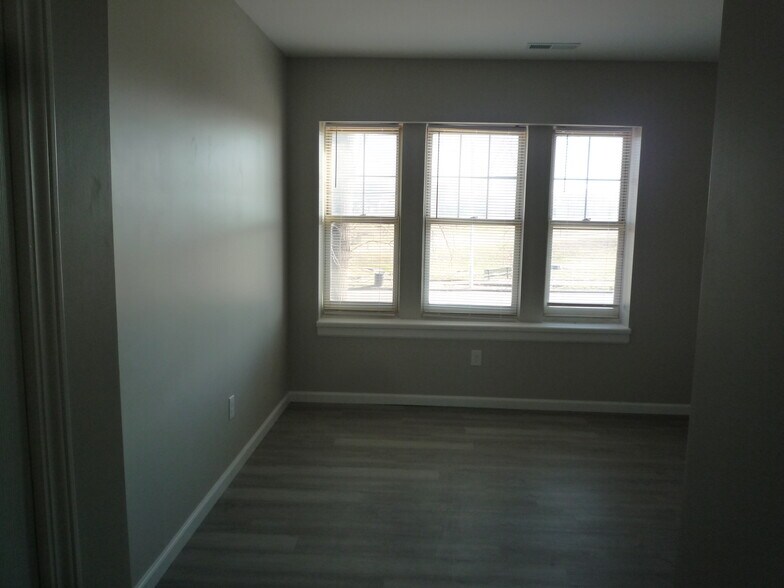 More Photos Of 4400 W Florissant Ave, Saint Louis Apartments For Sale
