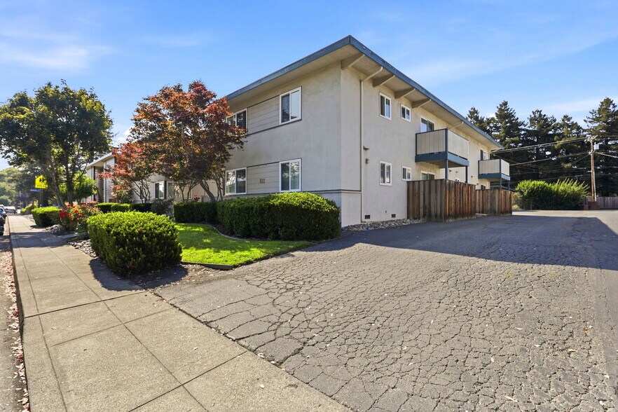 More Photos Of 511 Walker Dr, Mountain View Apartments For Sale
