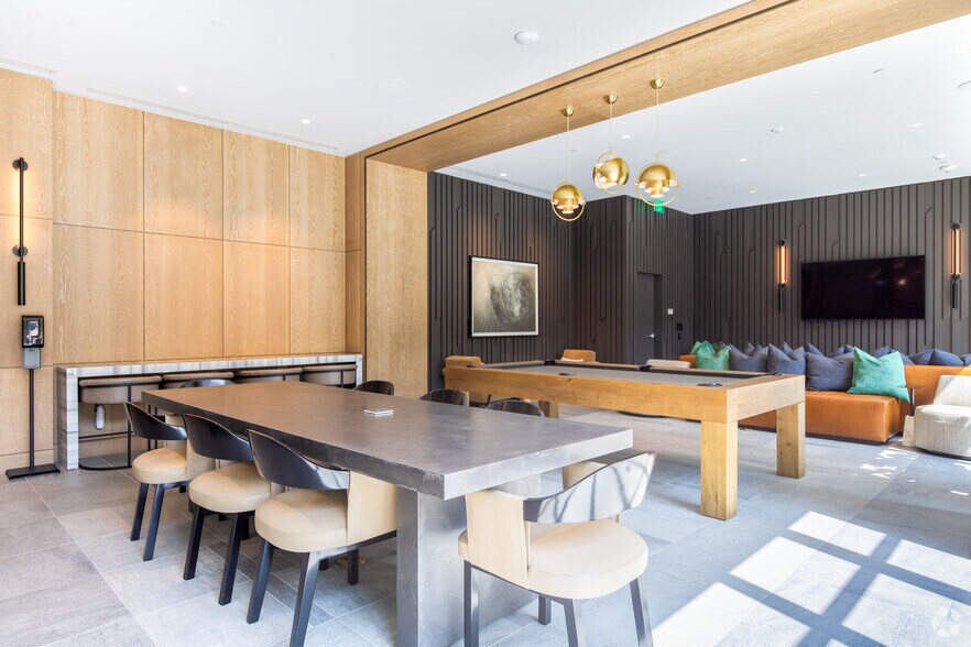 More Photos Of 385 14th St, Oakland Apartments For Lease