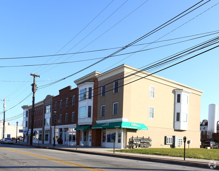 Primary Photo Of 30 W 4th St, Bridgeport Apartments For Lease