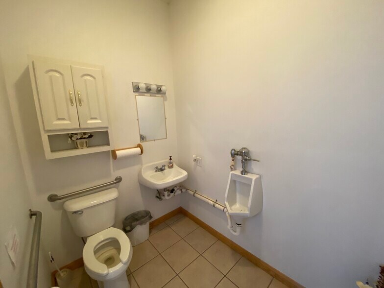 More Photos Of 2921 Walston Rd, Punxsutawney Auto Dealership For Sale