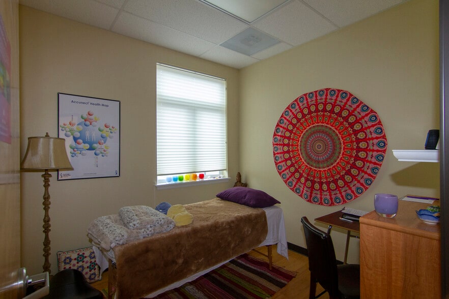 More Photos Of 4970 SW Main Ave, Beaverton Office For Sale