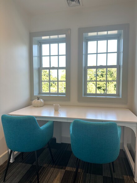 More Photos Of 453 W Main St, Huntington Coworking Space