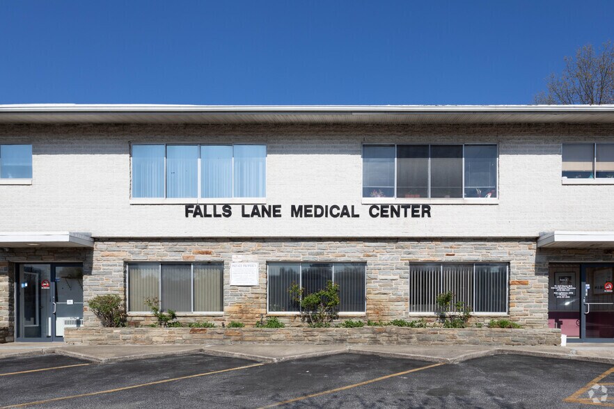 More Photos Of 4419 Falls Rd, Baltimore Medical For Sale