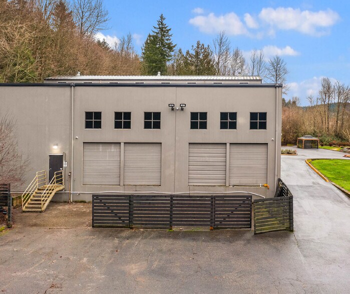 More Photos Of 29700 SE High Point Way, Issaquah Warehouse For Sale