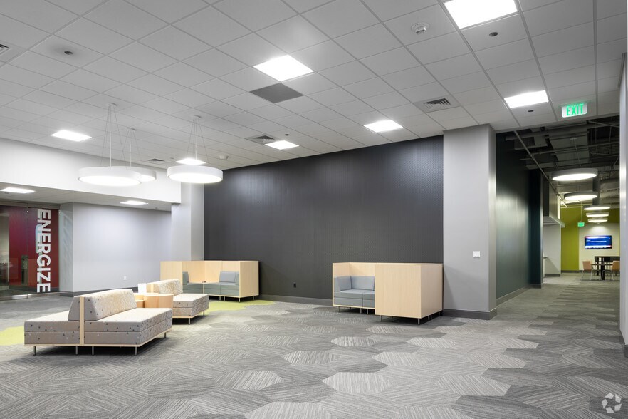 More Photos Of 1700 Lincoln St, Denver Office For Lease