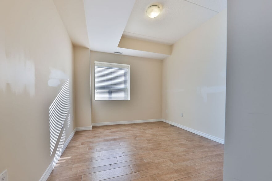 More Photos Of 1489 Upper Gage Av, Hamilton Apartments For Sale