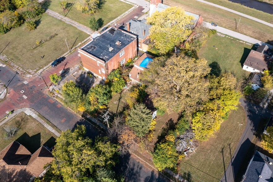 More Photos Of 408 N Conover St, Dayton Schools For Sale