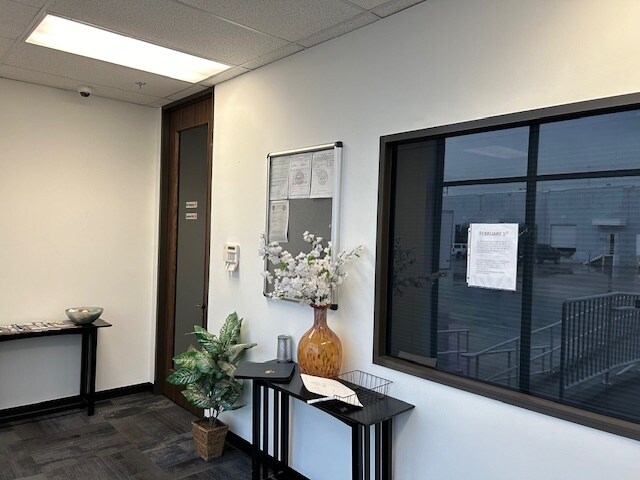 More Photos Of 8801 Wallisville Rd, Houston Warehouse For Lease