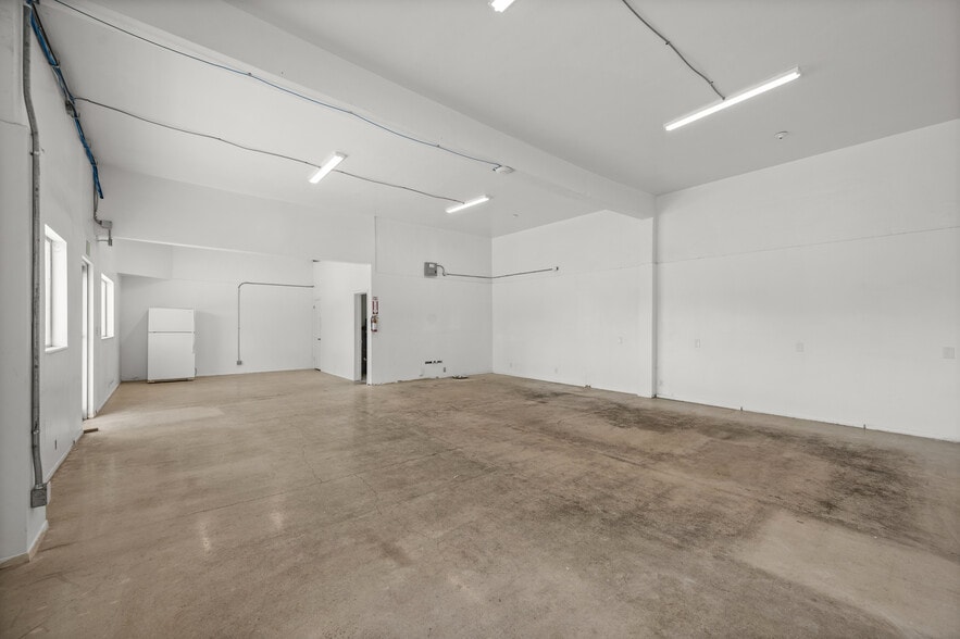 More Photos Of 636 S 200 W, Salt Lake City Office For Lease