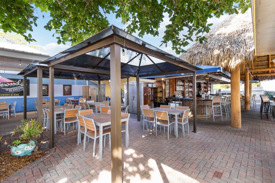 More Photos Of 362 W Dearborn St, Englewood Storefront For Sale