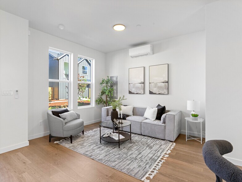 More Photos Of 3246 115th Ave, Portland Multifamily For Sale