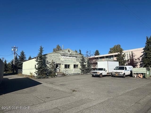 More Photos Of 2404 Barrow St, Anchorage Flex For Sale