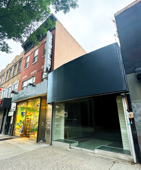 Primary Photo Of , Astoria Unknown For Sale