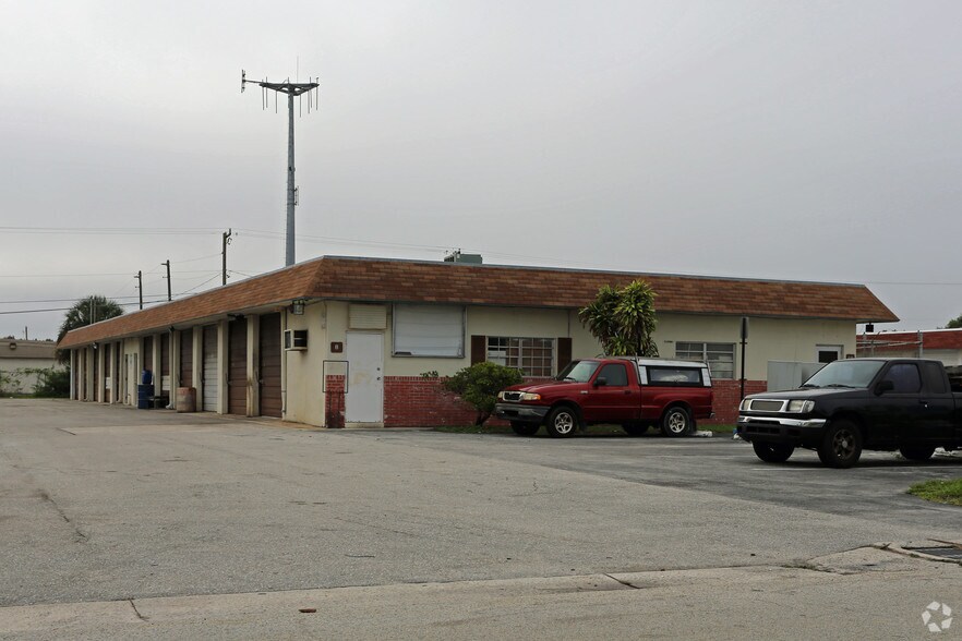 Primary Photo Of 3626 E Industrial Way, Riviera Beach Light Manufacturing For Lease