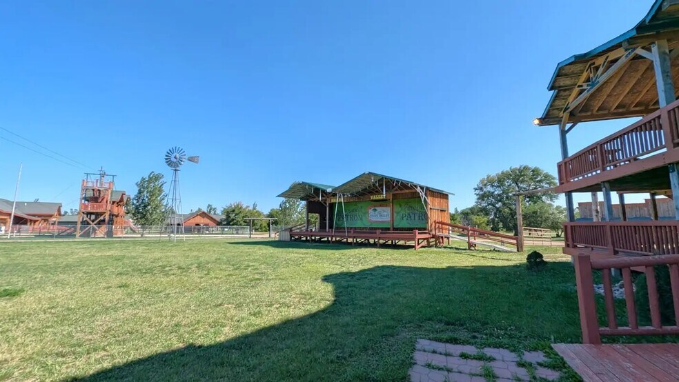 More Photos Of 20148-20160 137th Pl, Sturgis Trailer Camper Park For Sale