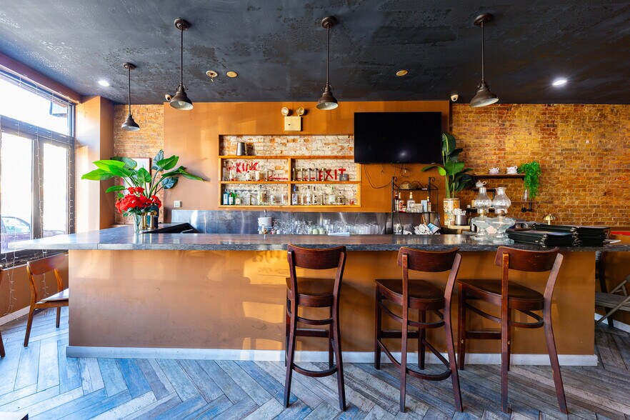 More Photos Of 671-689 Washington Ave, Brooklyn Storefront For Lease