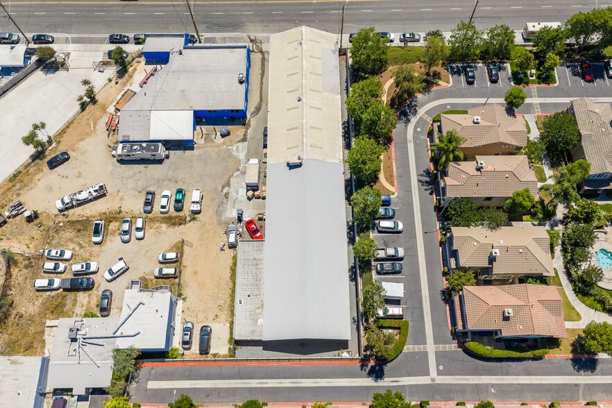 More Photos Of 2879 Main St, Riverside Warehouse For Lease
