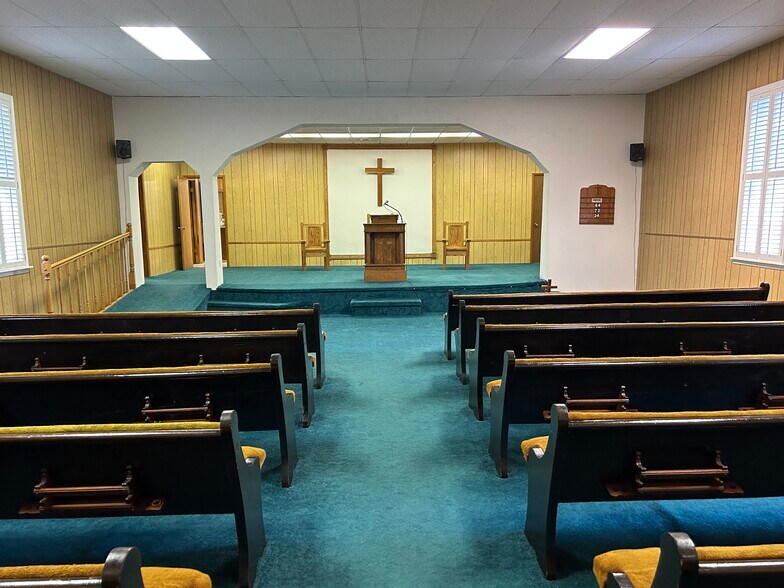 More Photos Of 500 Old Linville Rd, Marion Religious Facility For Sale