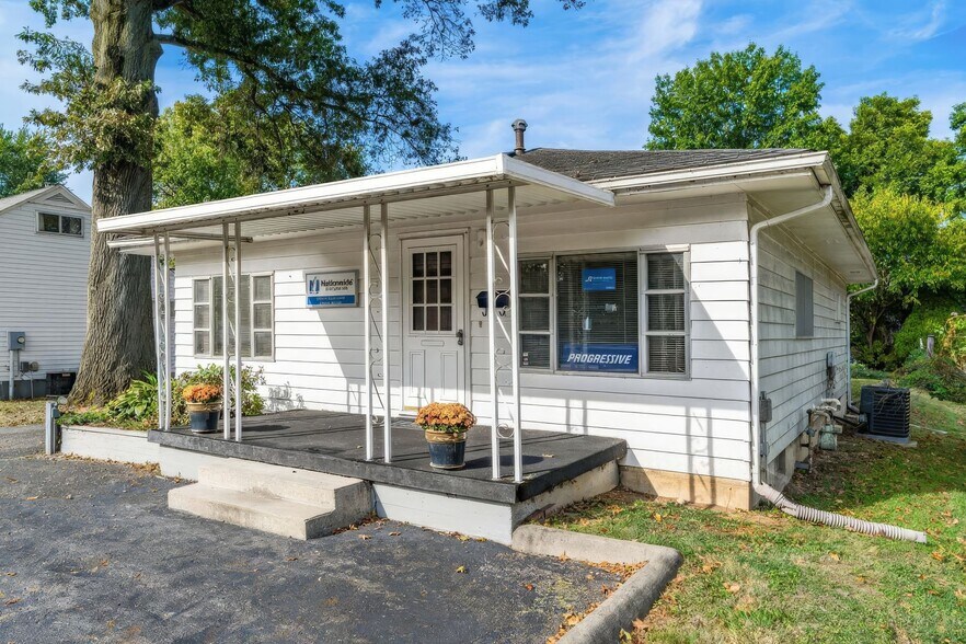 Primary Photo Of 109 Hill Rd N, Pickerington Office For Sale