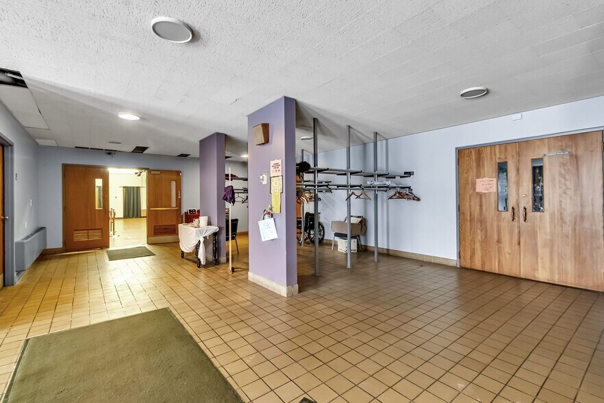More Photos Of 115 Gold St, Buffalo Religious Facility For Sale