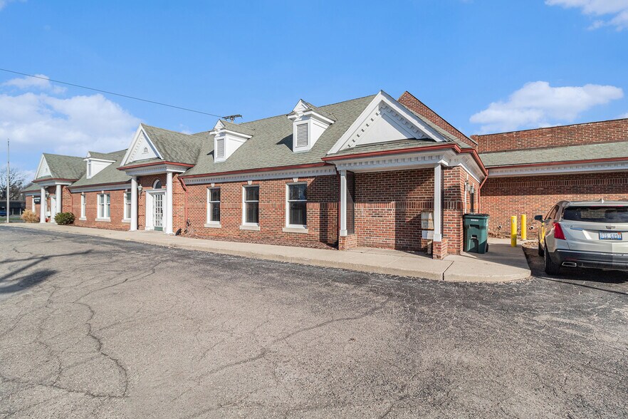 More Photos Of 27332 Woodward Ave, Royal Oak Office Residential For Lease