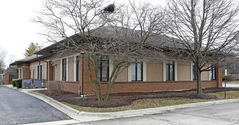 More Photos Of 1048-1054 Norwood Ln, Bartlett Office For Sale