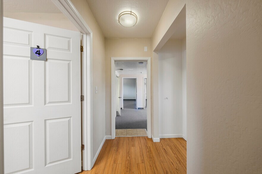 More Photos Of 143 S Main St, Phoenix Office For Sale
