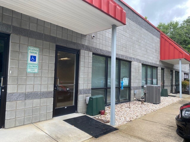 More Photos Of 1129 Corporation Pky, Raleigh Showroom For Sale