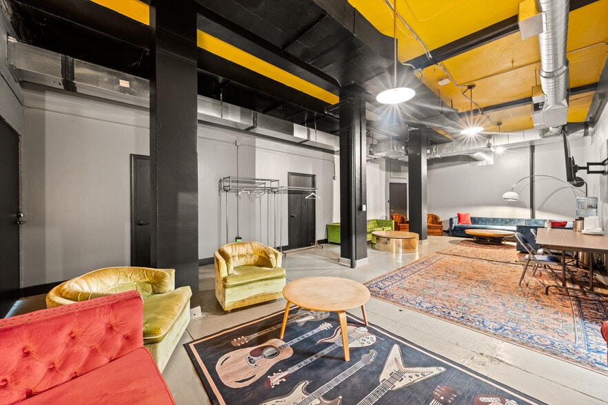 More Photos Of 3615 Euclid Ave, Cleveland Theater Concert Hall For Sale