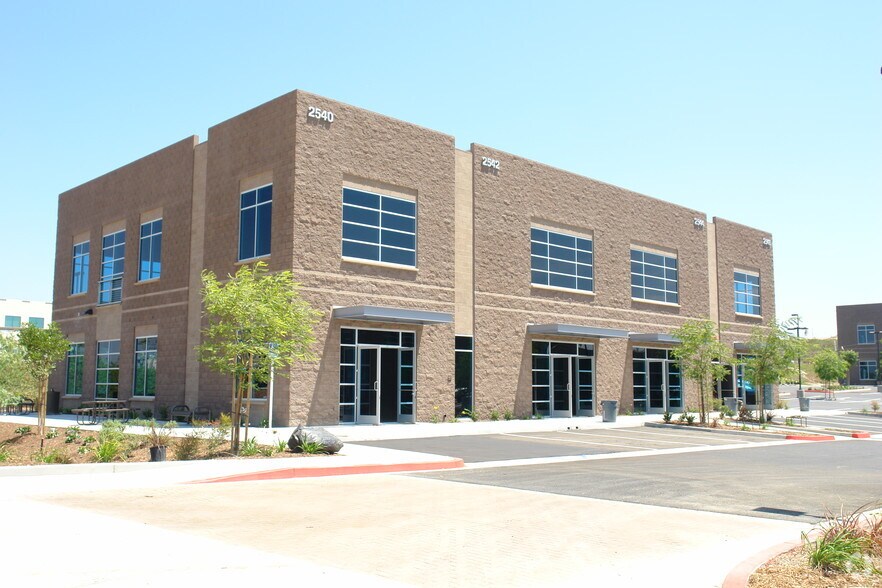 More Photos Of 2540-2546 Gateway Rd, Carlsbad Unknown For Lease