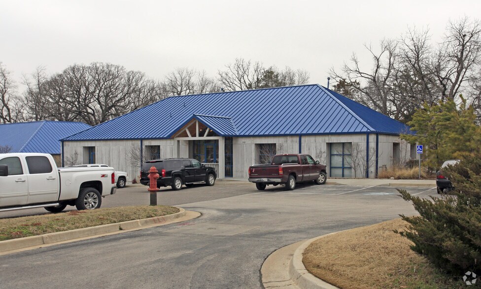 More Photos Of 3260 Marshall Ave, Norman Office Residential For Lease