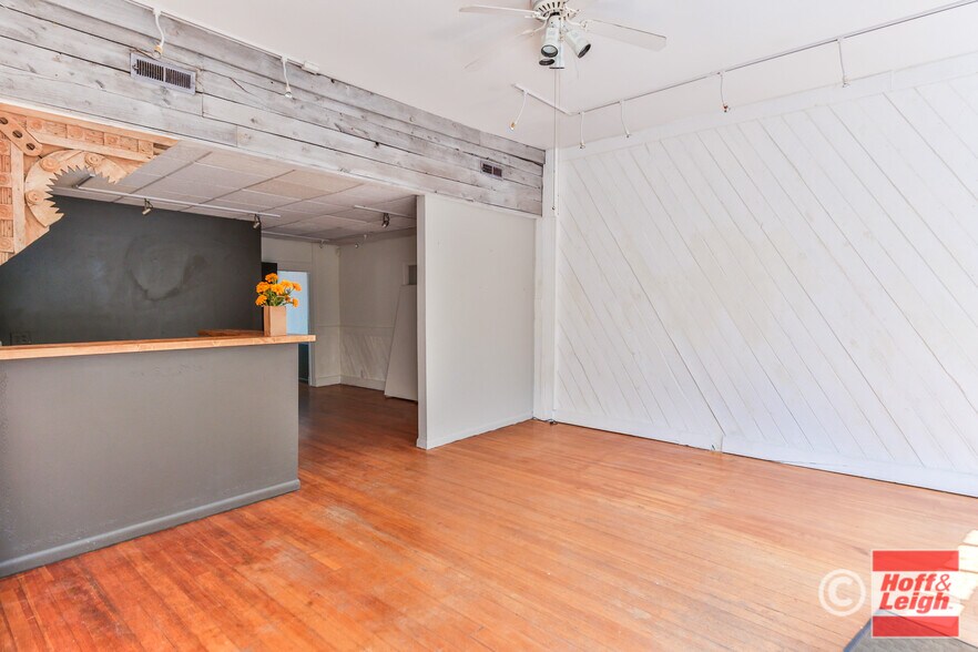 More Photos Of 14-16 Ruxton Ave, Manitou Springs Storefront Retail Residential For Lease