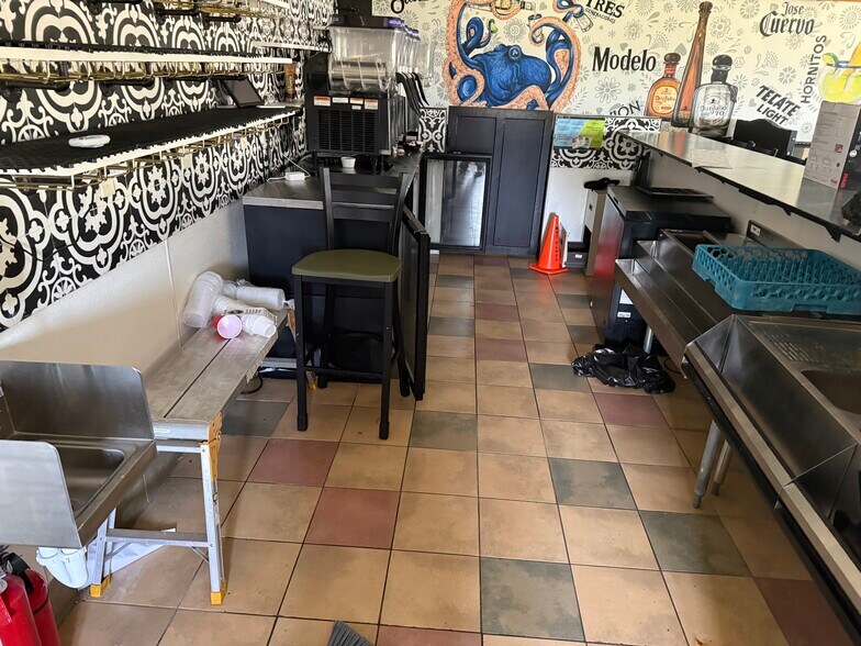More Photos Of 125 N State Route 121, Warrensburg General Retail For Sale